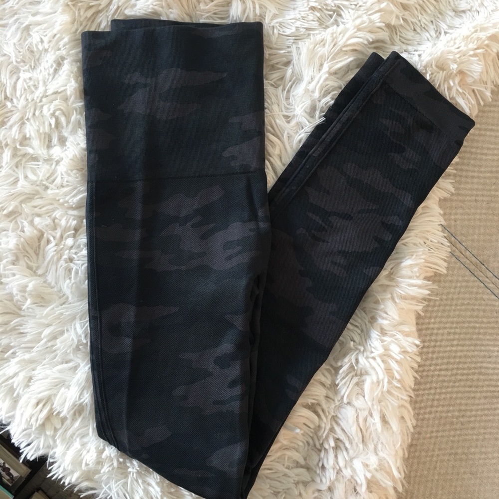 SPANX Camo Leggings